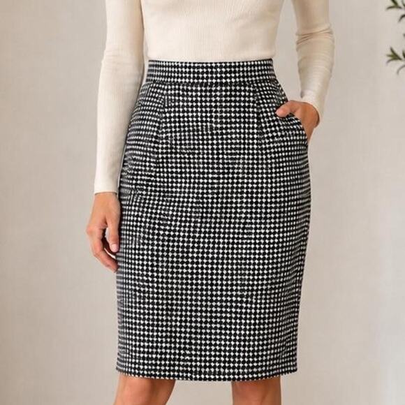 unbranded Dresses & Skirts - Classic houndstooth knee length skirt